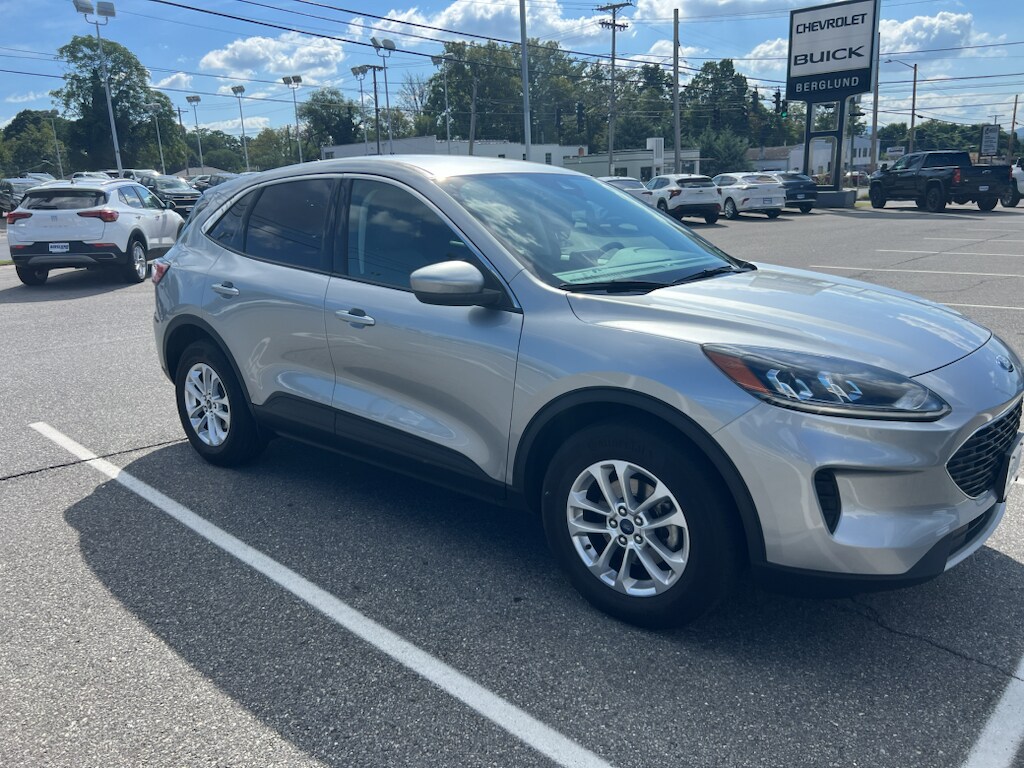 Used 2021 Ford Escape SE SUV