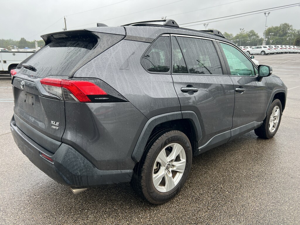 Used 2021 Toyota RAV4 XLE SUV