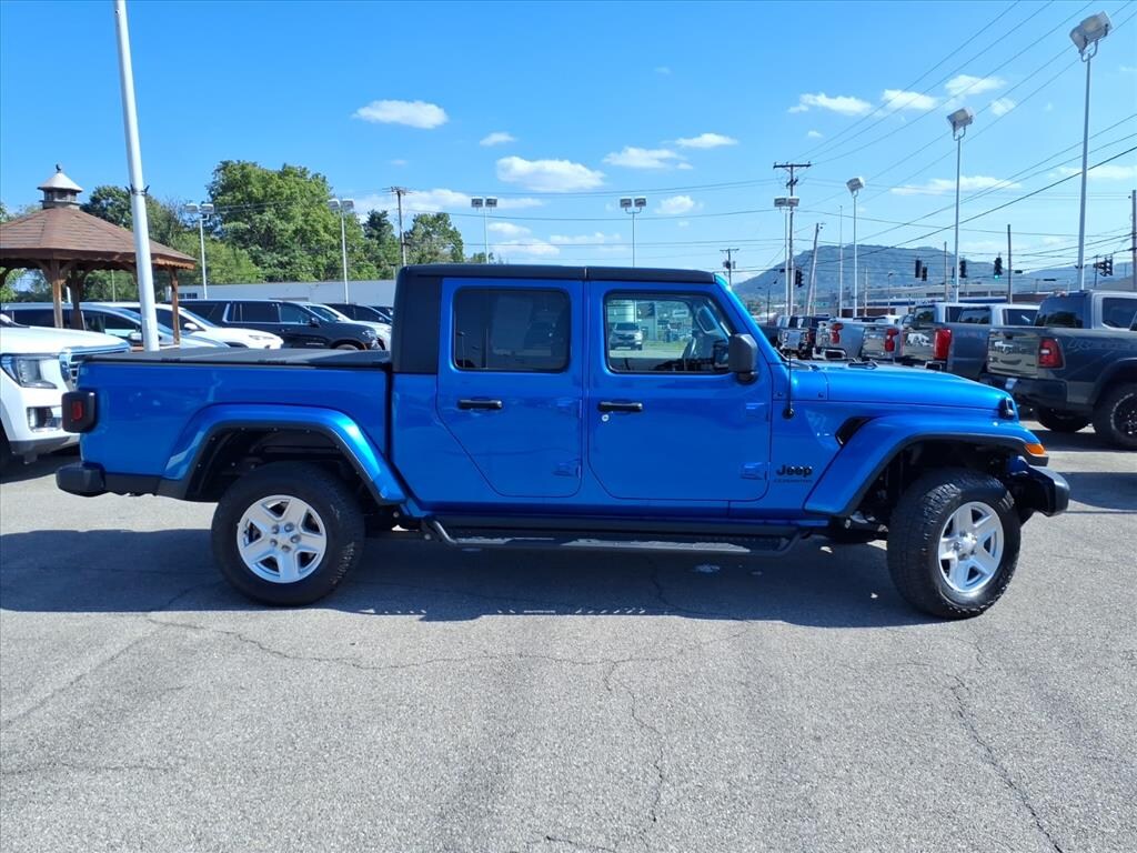 Used 2022 Jeep Gladiator Sport S 4x4 Truck