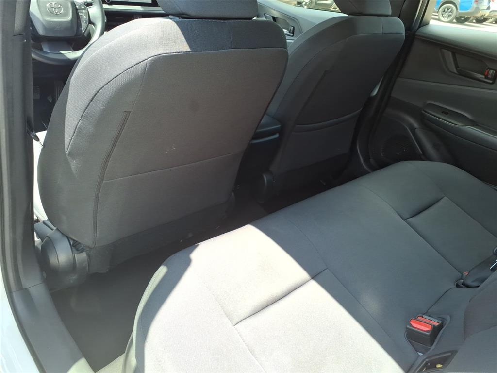 2024 Toyota Prius LE - Photo 15