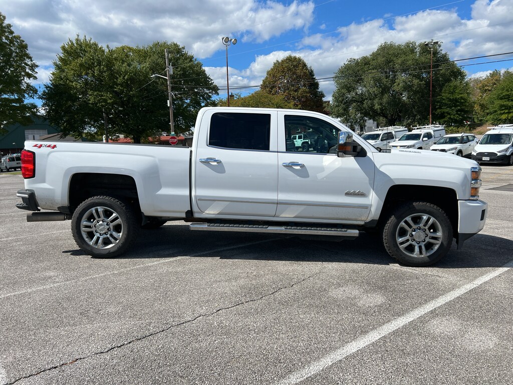 Used 2019 Chevrolet Silverado 2500 HD High Country Truck