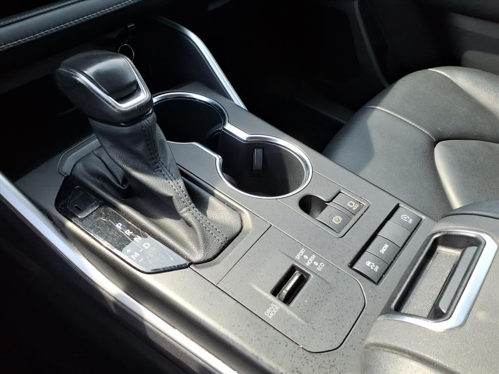 2021 Toyota Highlander XLE - Photo 33