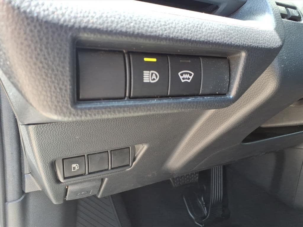 2024 Toyota Prius LE - Photo 20