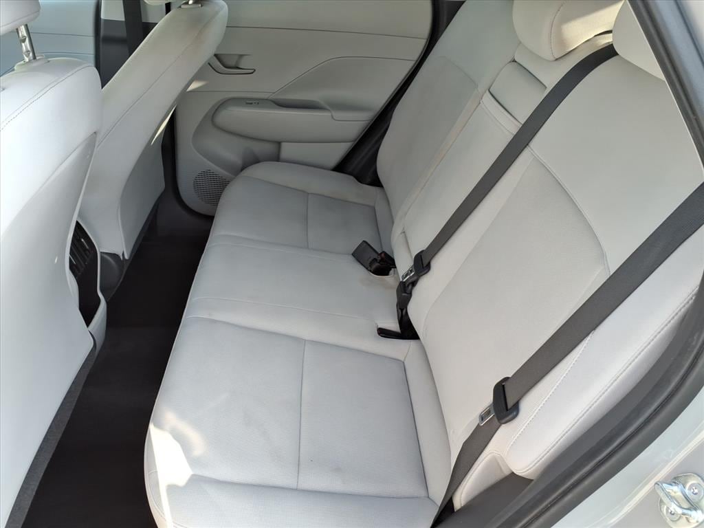 2024 Hyundai Kona SEL - Photo 13