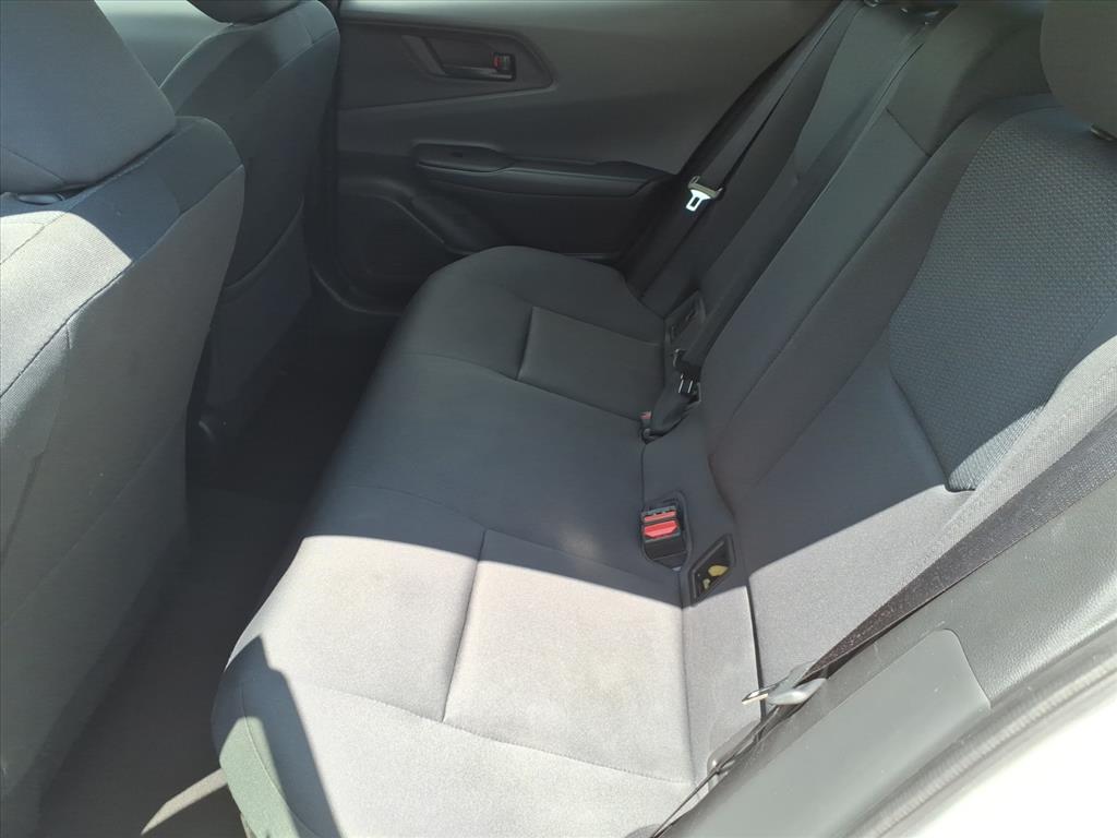 2024 Toyota Prius LE - Photo 13