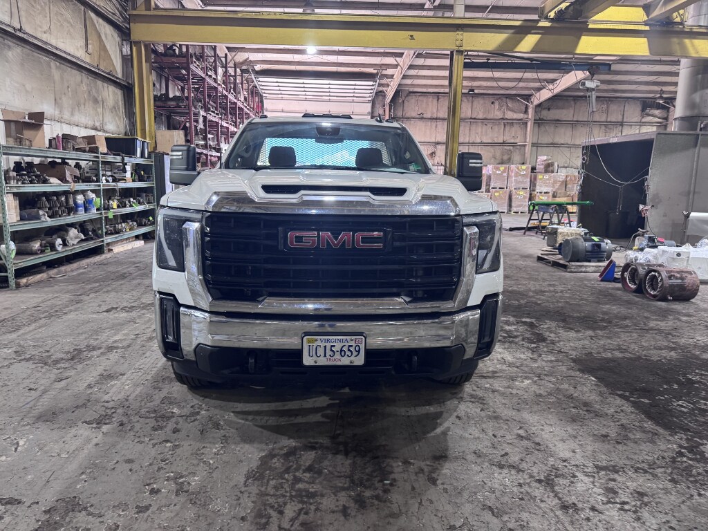 Used 2024 GMC Sierra 3500 HD Chassis Cab Pro Chassis Cab Truck