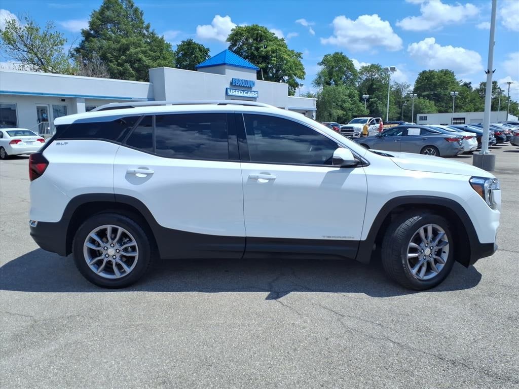 Used 2023 GMC Terrain SLT SUV