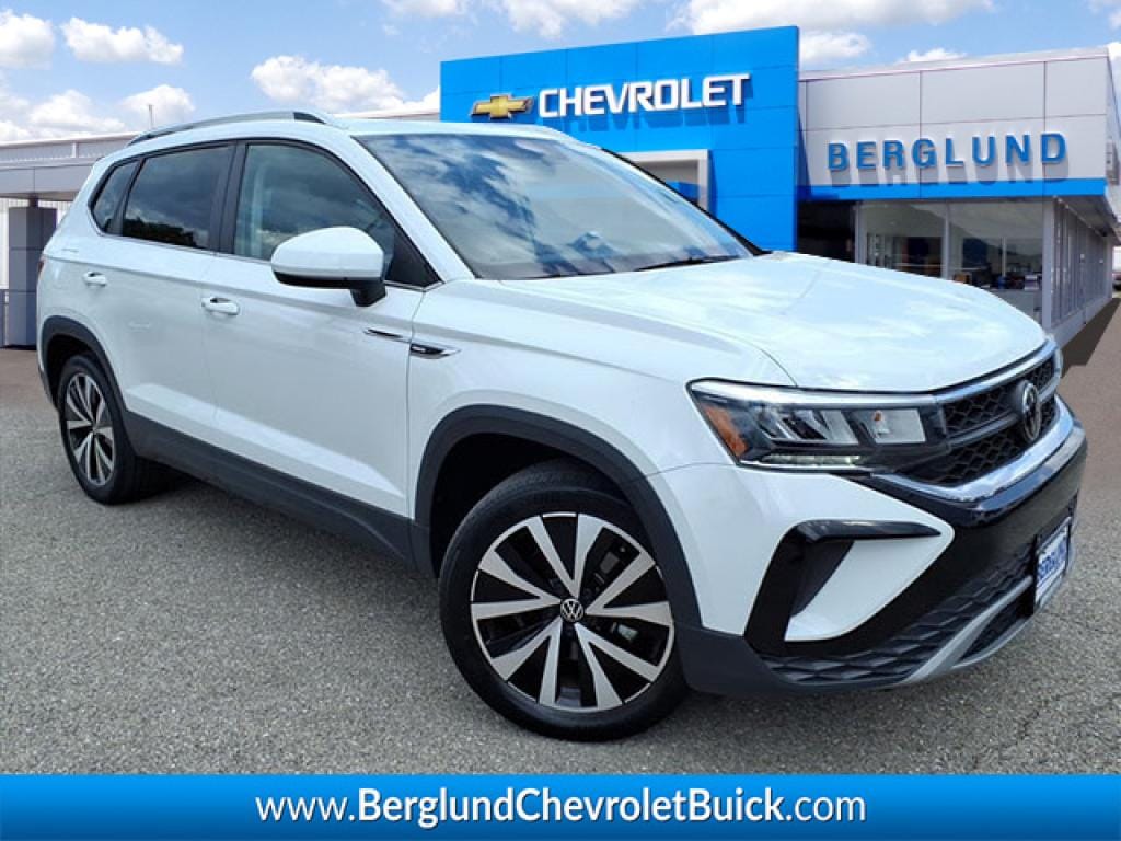 Used 2022 Volkswagen Taos 1.5T SE SUV