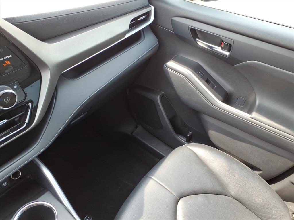2021 Toyota Highlander XLE - Photo 34