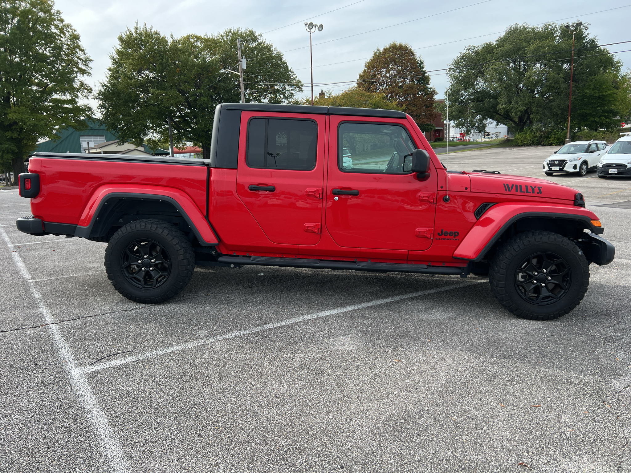Used 2022 Jeep Gladiator Willys 4x4 Truck