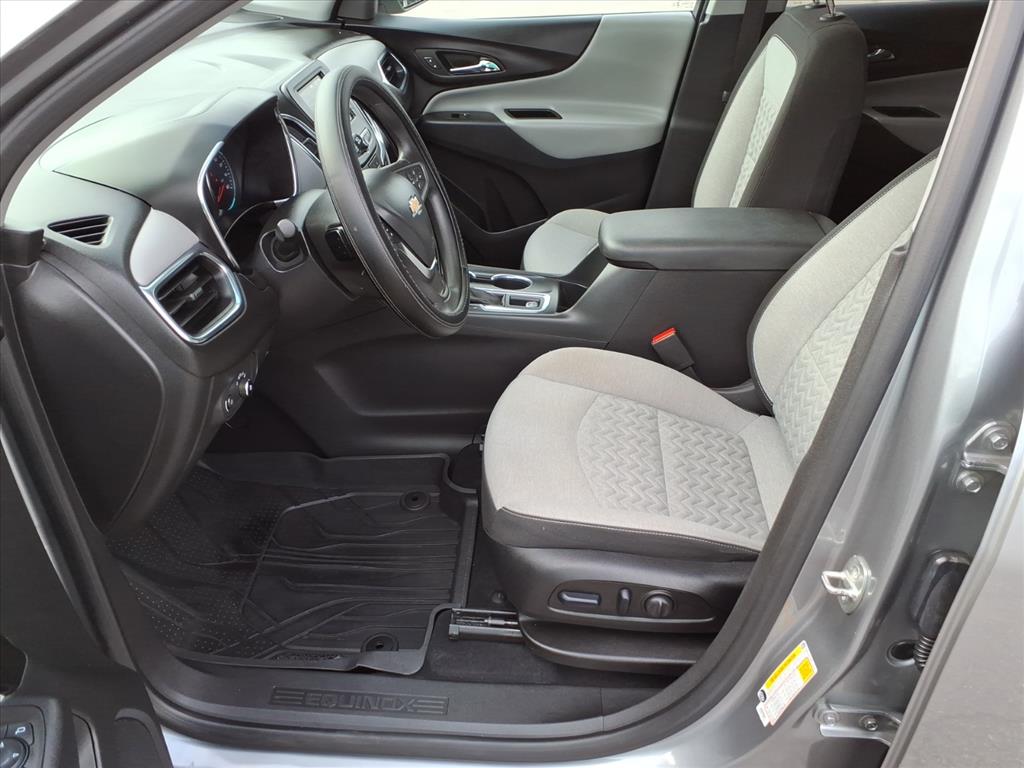 2023 Chevrolet Equinox LS - Photo 11