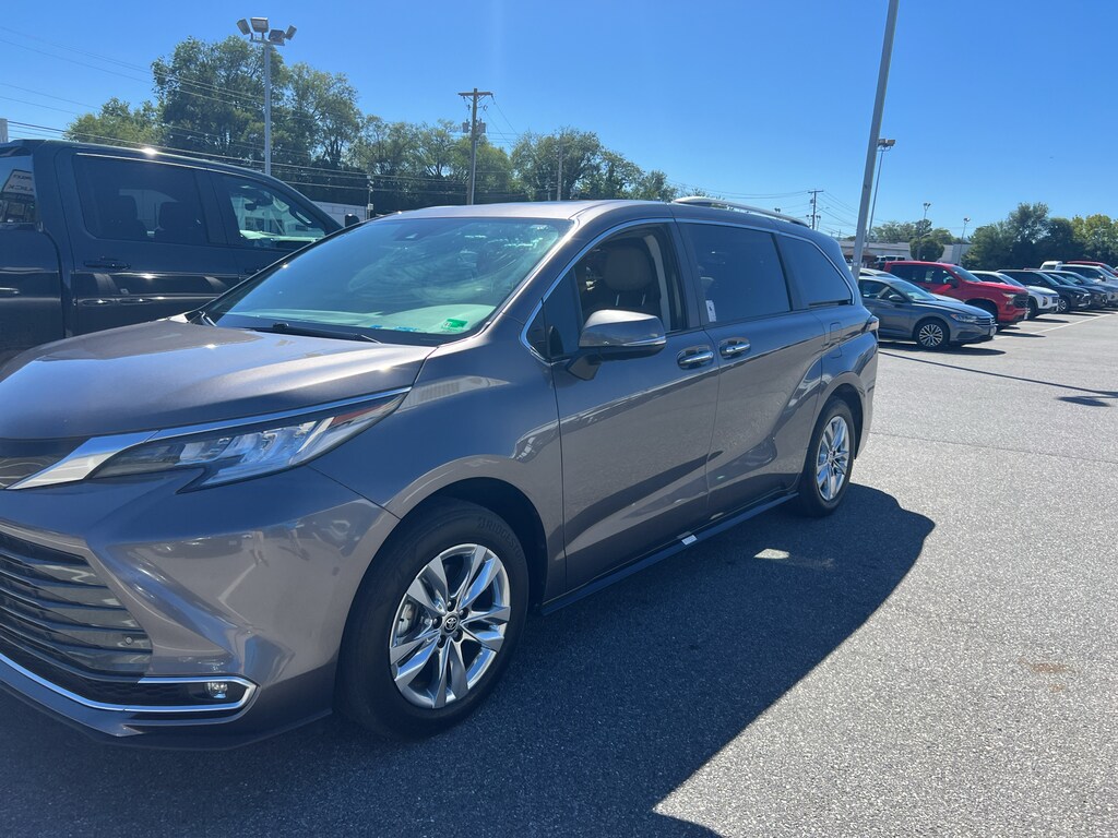 Used 2024 Toyota Sienna Limited Minivan