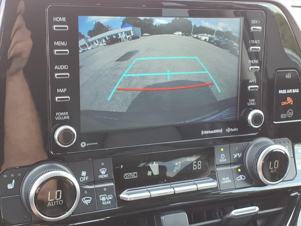 2021 Toyota Highlander XLE - Photo 30