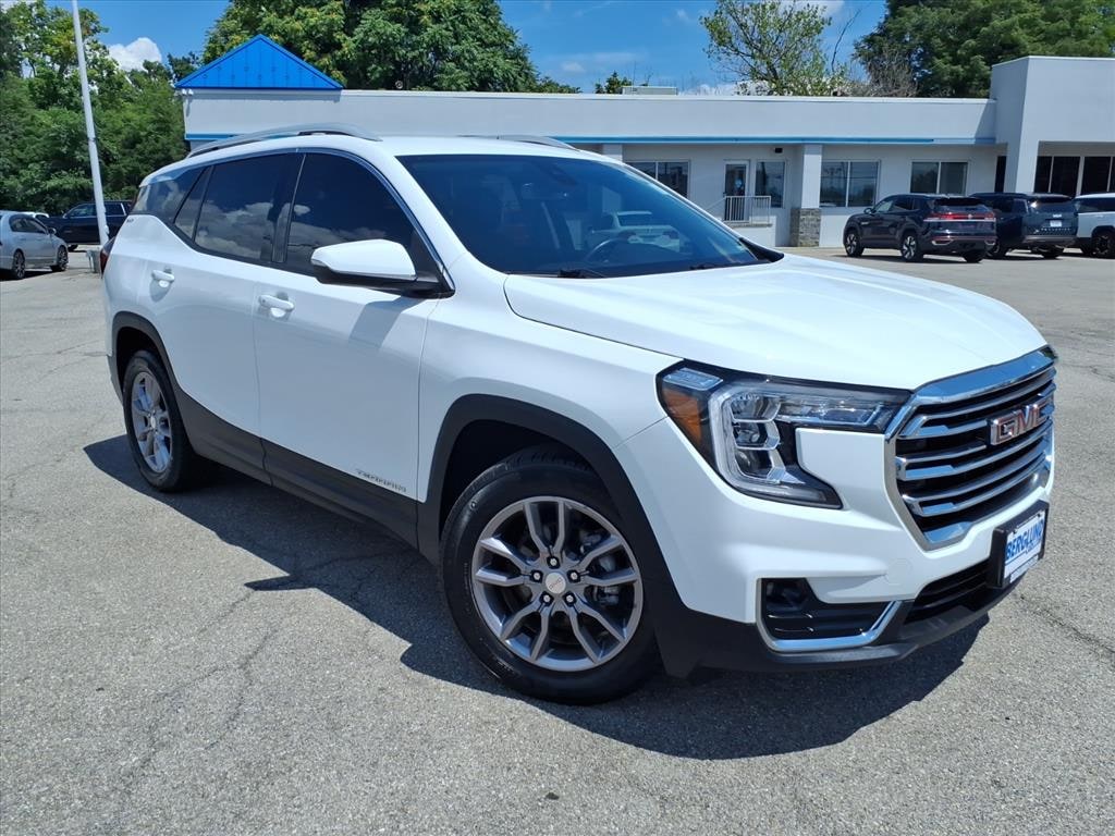 Used 2023 GMC Terrain SLT SUV