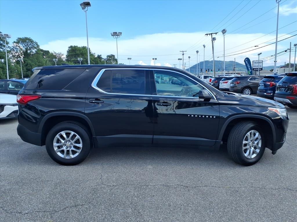 Used 2021 Chevrolet Traverse LS SUV