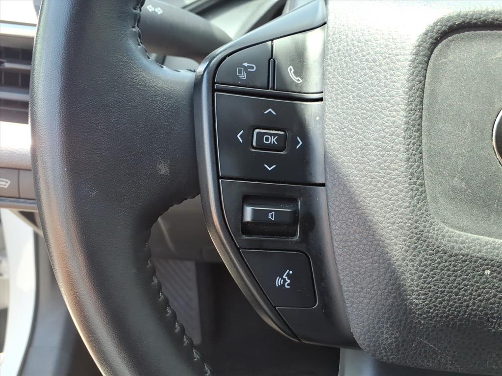 2024 Toyota Prius LE - Photo 23