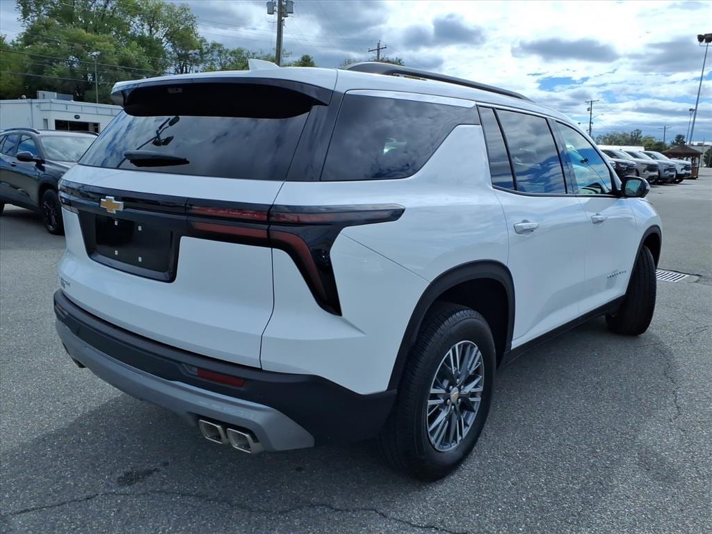 Used 2026 Chevrolet Traverse LT SUV