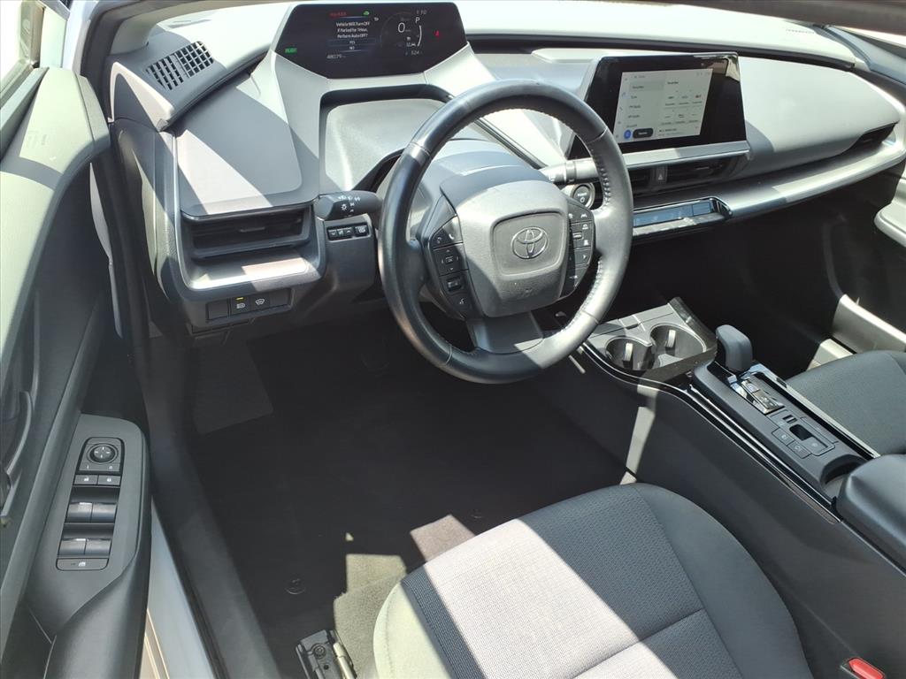 2024 Toyota Prius LE - Photo 17
