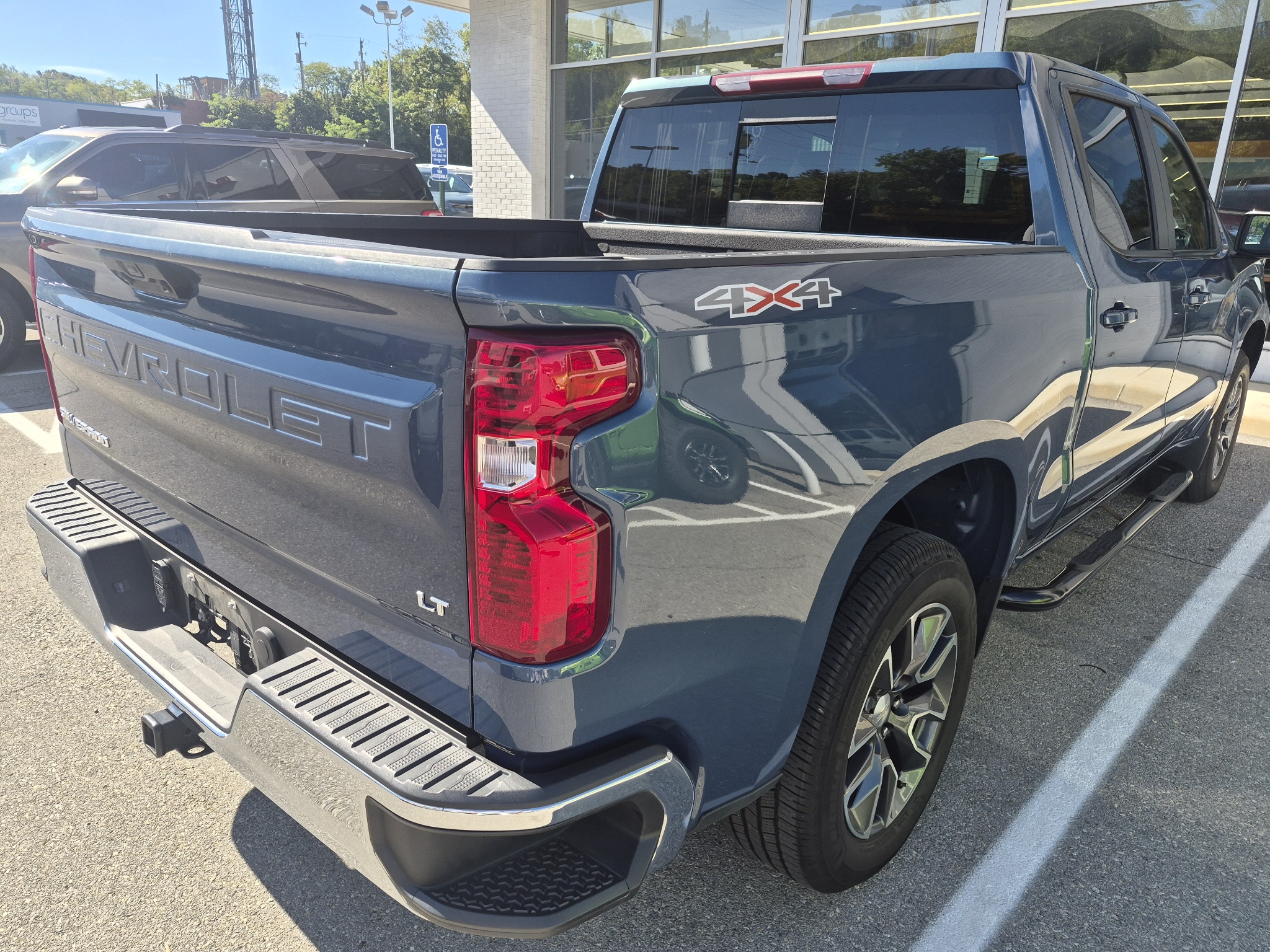 Used 2024 Chevrolet Silverado LT Crew Cab