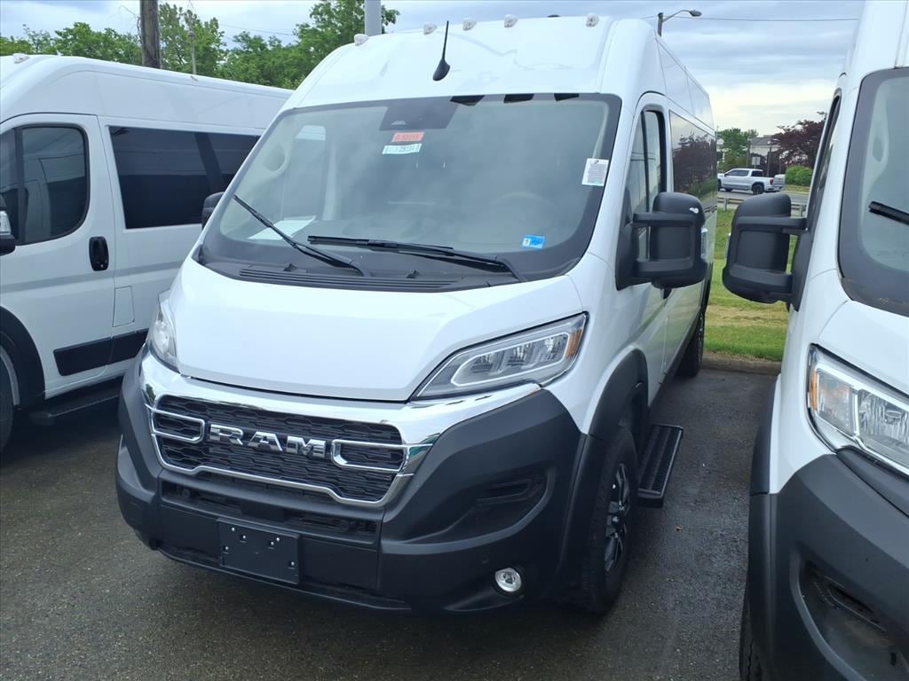New 2026 Ram Promaster 2500 Window Van SLT+ Cargo Van