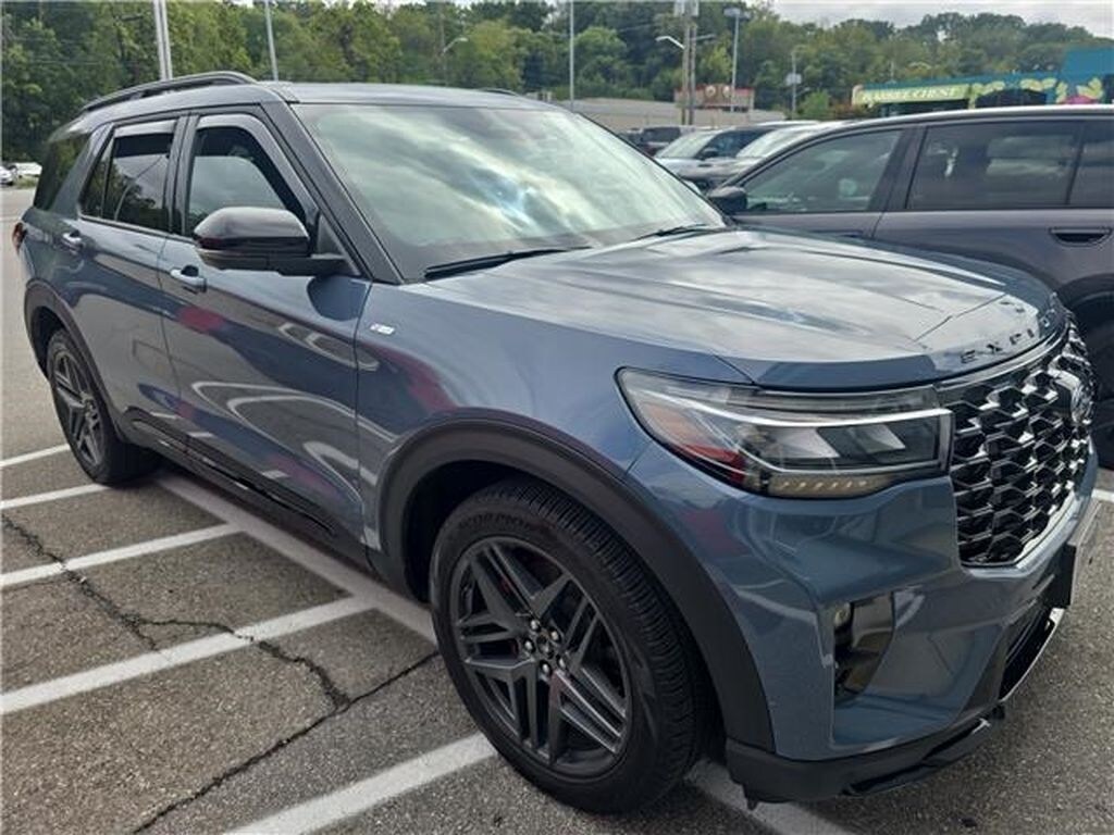 Used 2025 Ford Explorer ST-Line Sport Utility