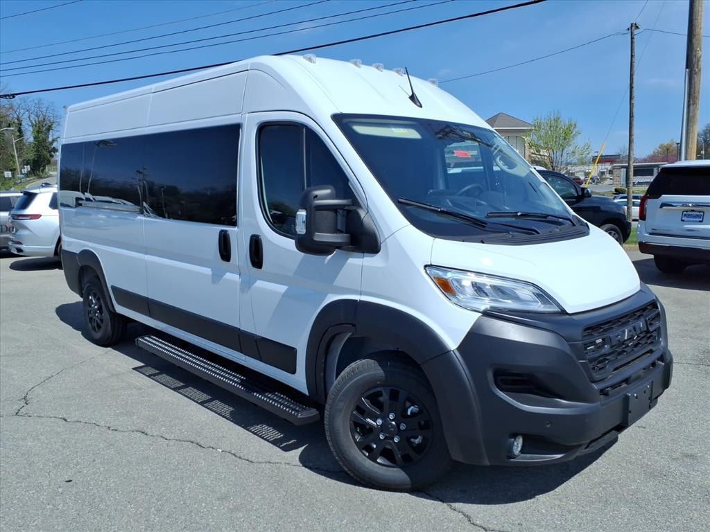 New 2026 Ram Promaster 2500 Window Van SLT+ Cargo Van