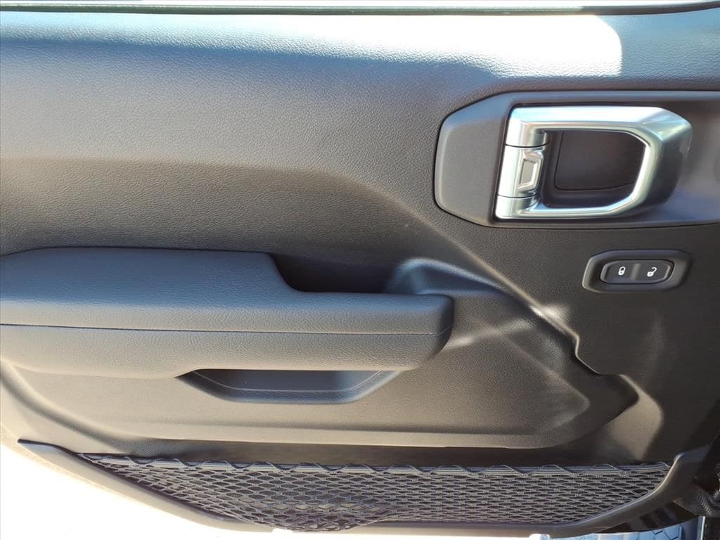 2026 Jeep Wrangler 4-Door Sport S - Photo 17