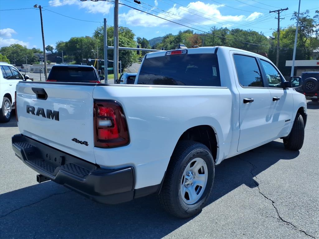 New 2027 Ram 1500 TRADESMAN CREW CAB 4X4 5'7 BOX Pickup