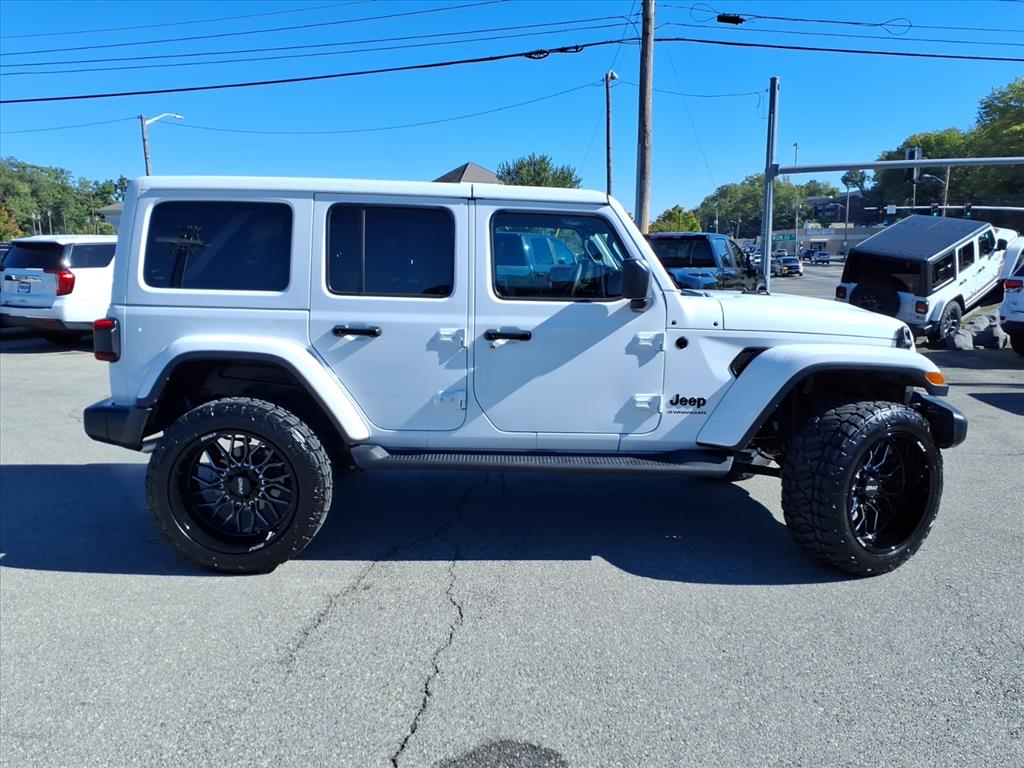 Used 2025 Jeep Wrangler Sahara SUV