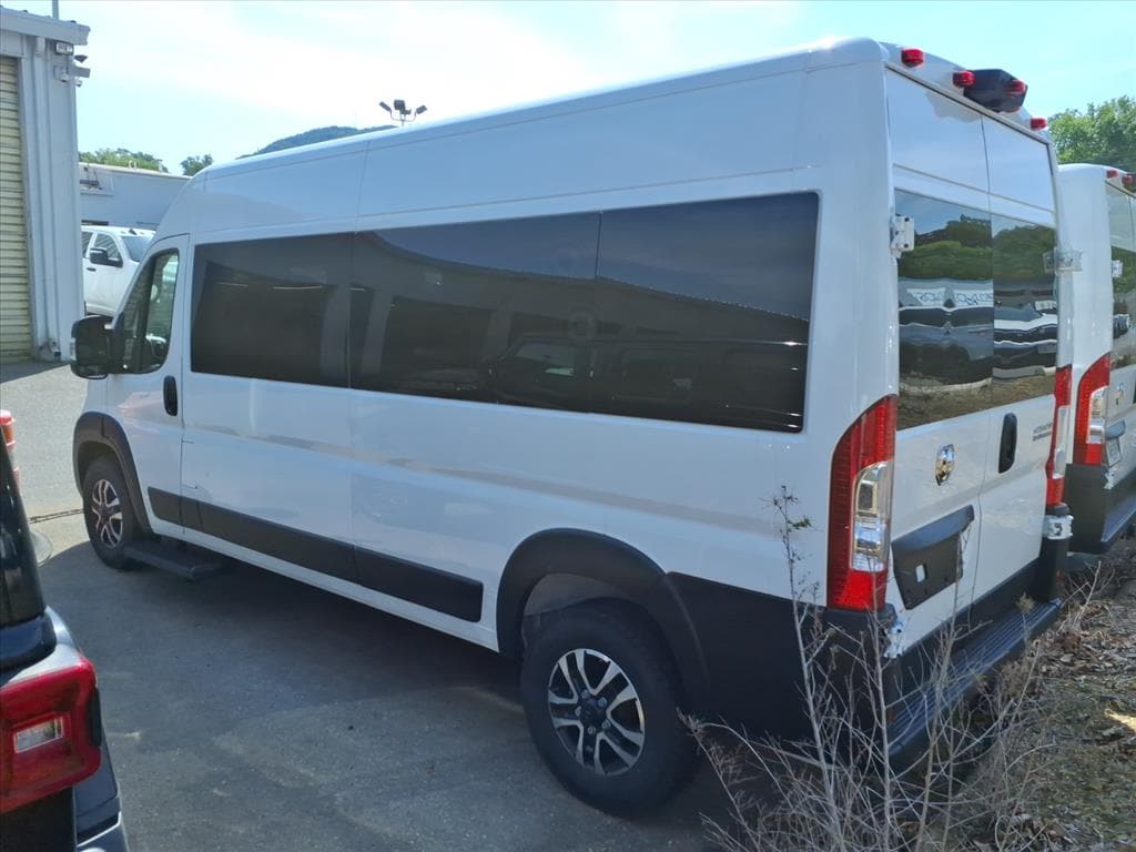 New 2026 Ram Promaster 2500 Window Van SLT+ Cargo Van