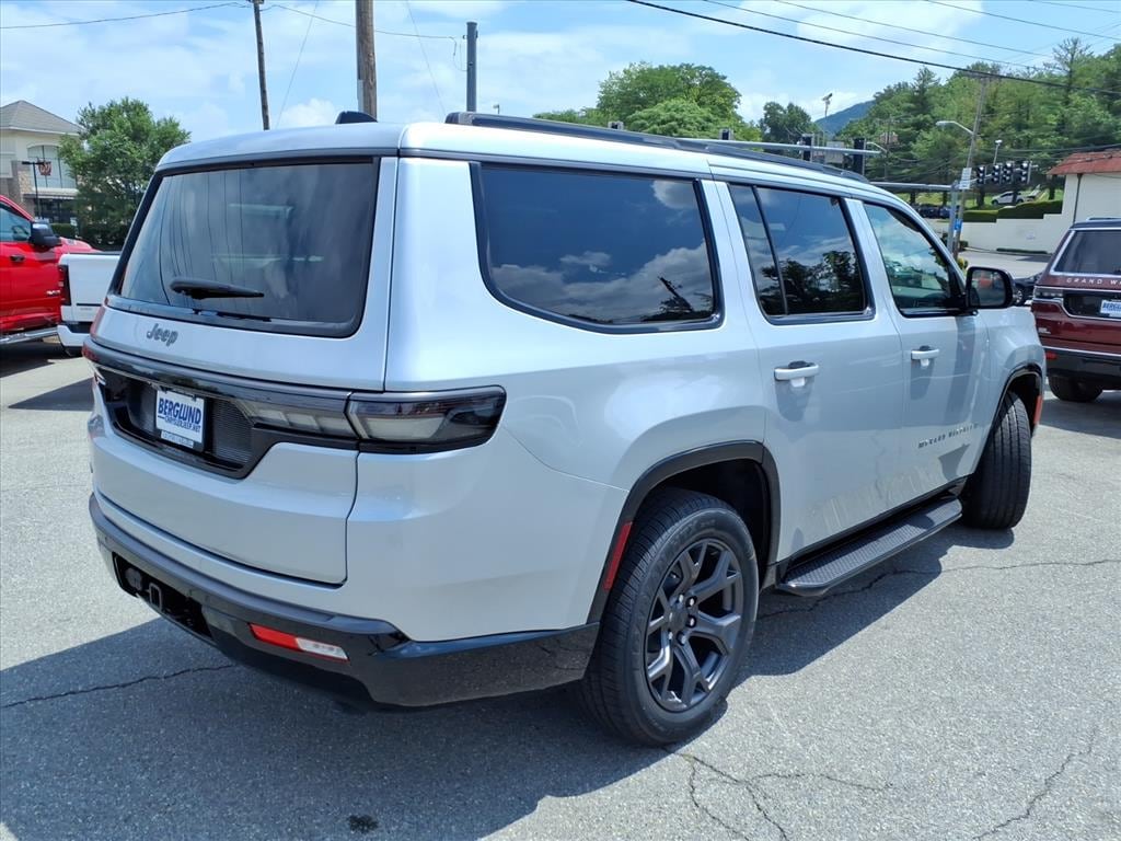 New 2026 Jeep Grand Wagoneer LIMITED ALTITUDE 4X4 Sport Utility
