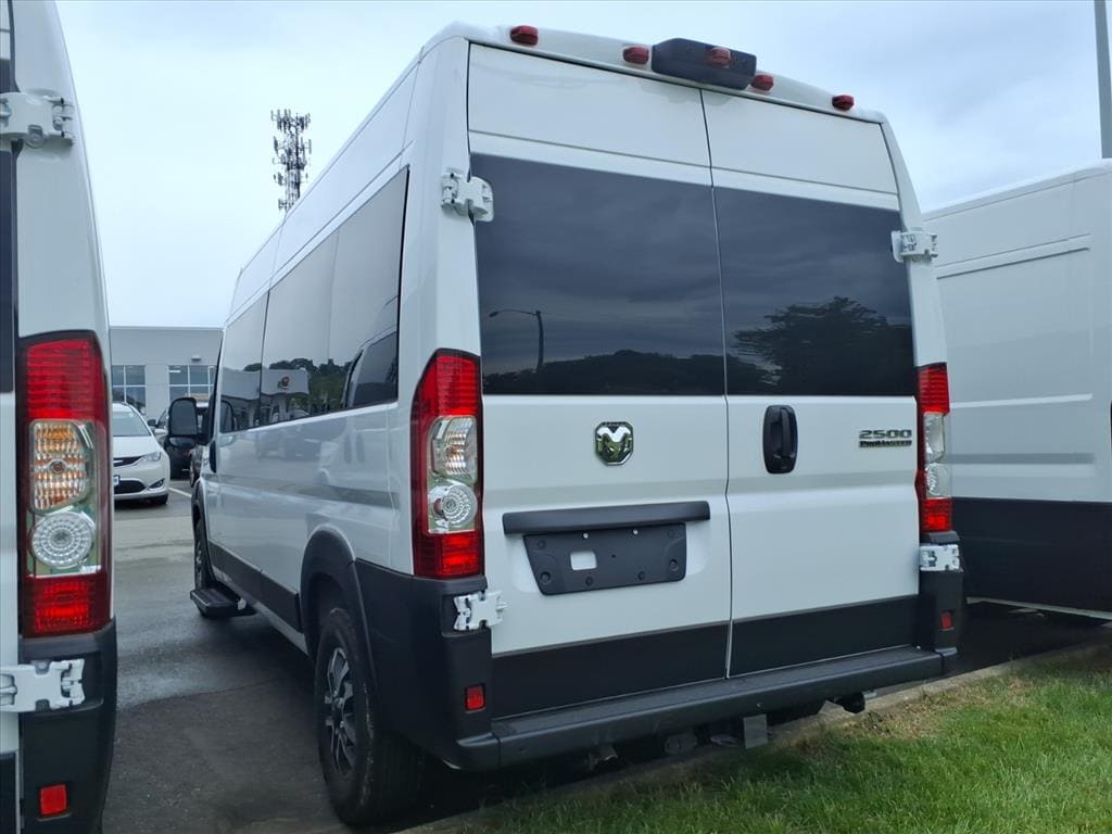 New 2026 Ram Promaster 2500 Window Van SLT+ Cargo Van
