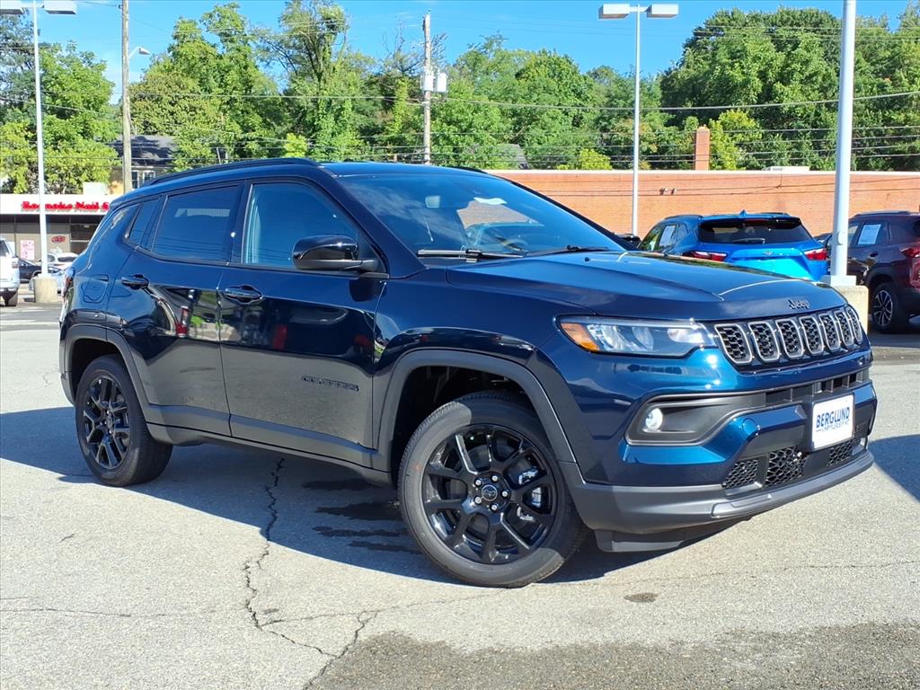 New 2026 Jeep Compass Latitude Altitude Sport Utility