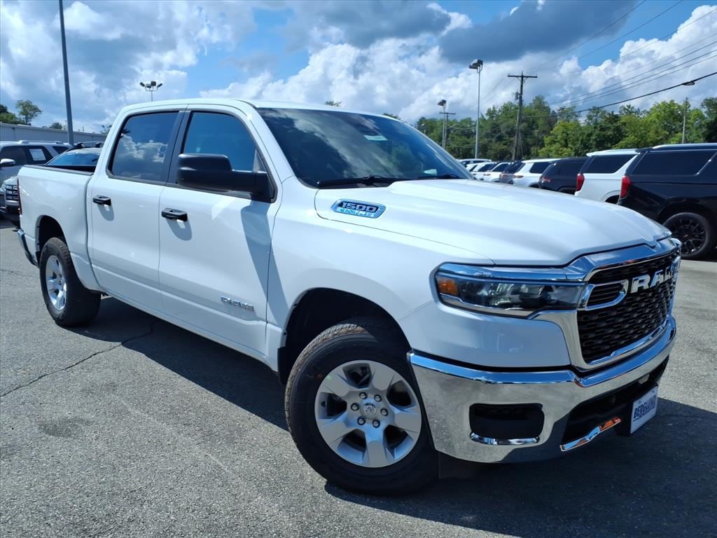 New 2026 Ram 1500 TRADESMAN CREW CAB 4X4 5'7 BOX Pickup