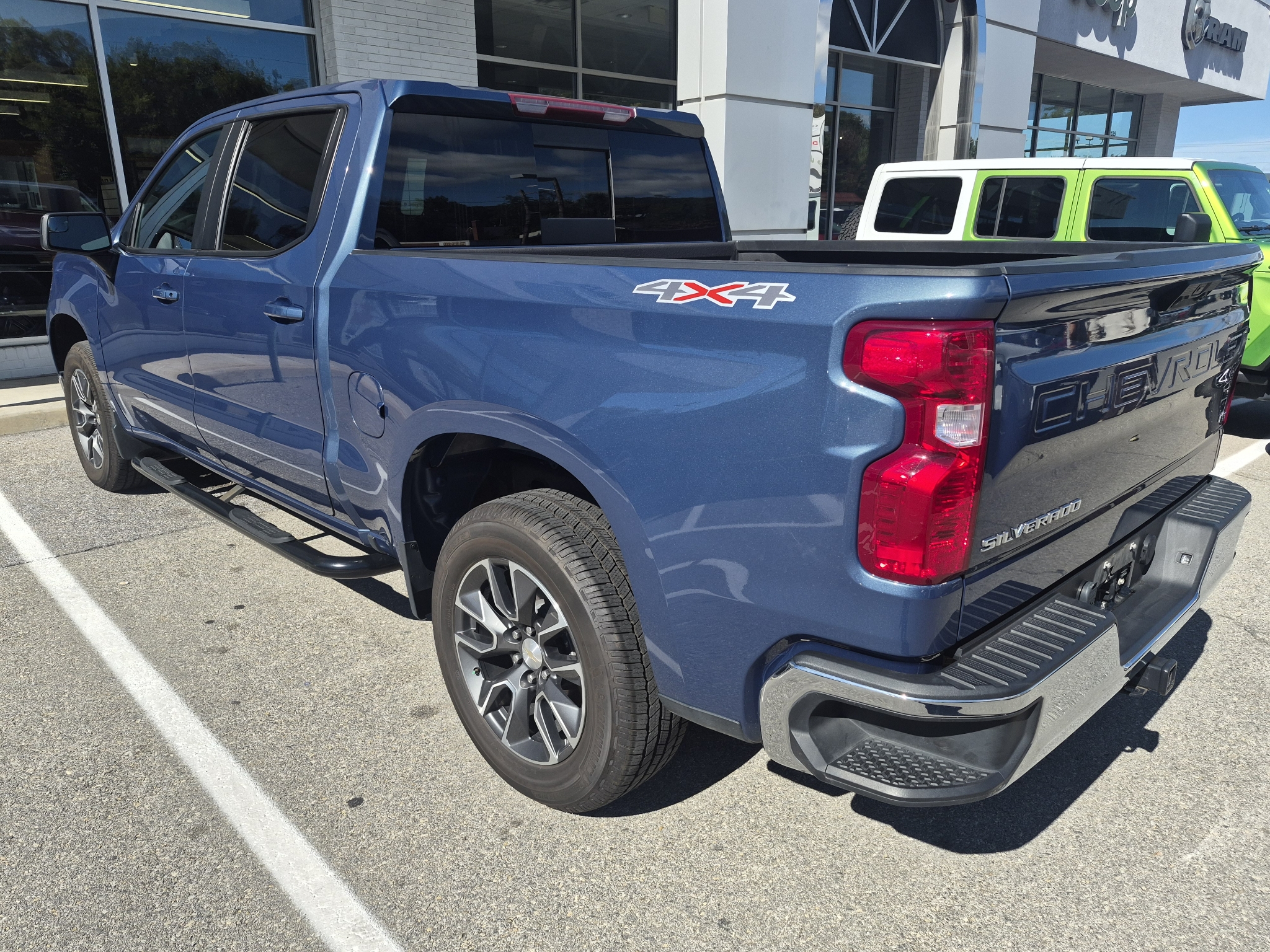 Used 2024 Chevrolet Silverado LT Crew Cab