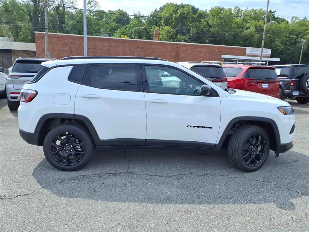 New 2026 Jeep Compass Latitude Altitude Sport Utility