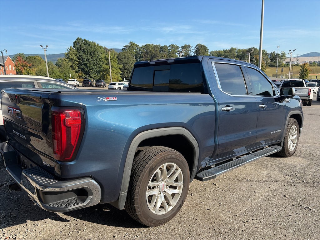 Used 2021 GMC Sierra SLT Crew Cab