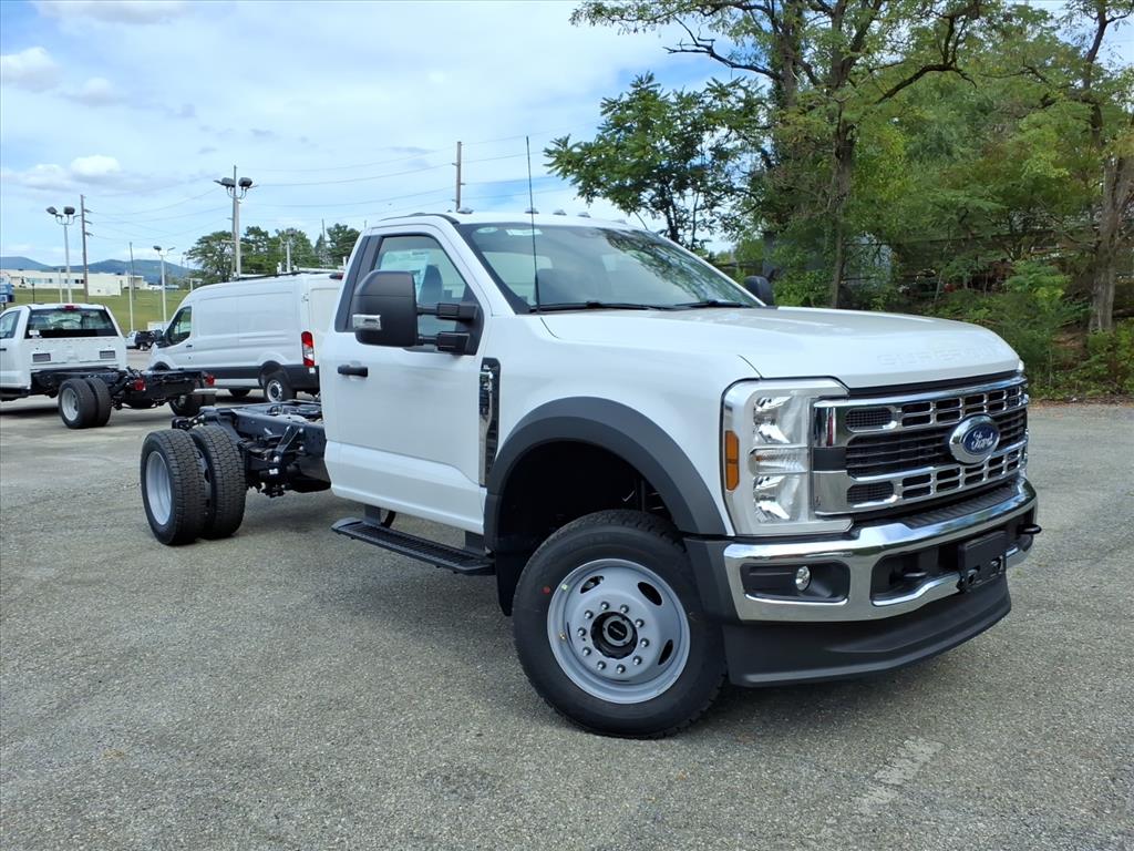 2026 Ford F-550 Super Duty Chassis Cab