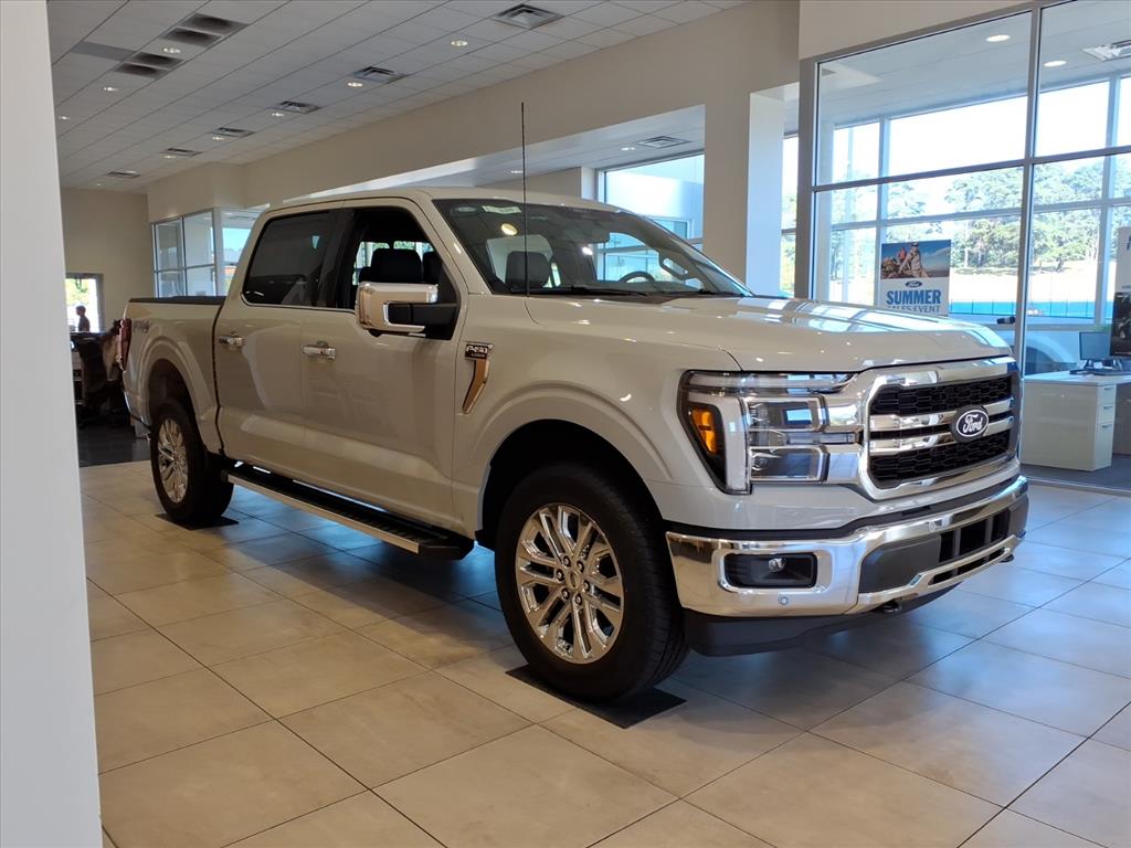 2026 Ford F-150 Lariat Crew Cab