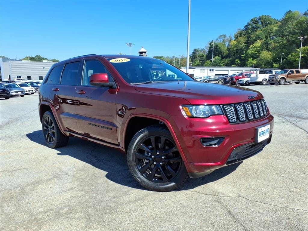 Used 2018 Jeep Grand Cherokee Altitude Sport Utility