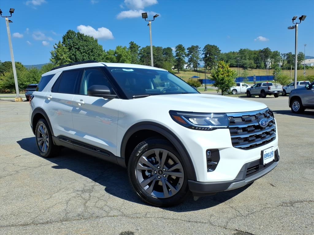 2026 Ford Explorer Active w/200A Pkg Sport Utility