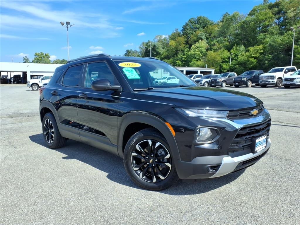Used 2022 Chevrolet Trailblazer LT SUV