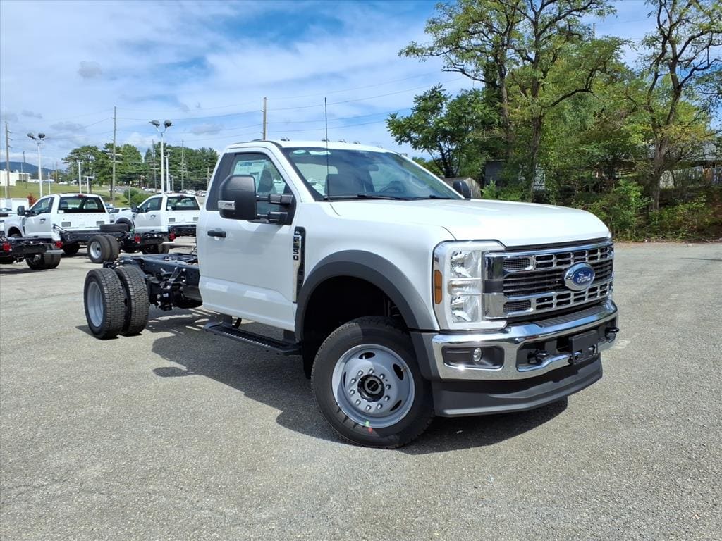 2026 Ford F-550 Super Duty Chassis Cab