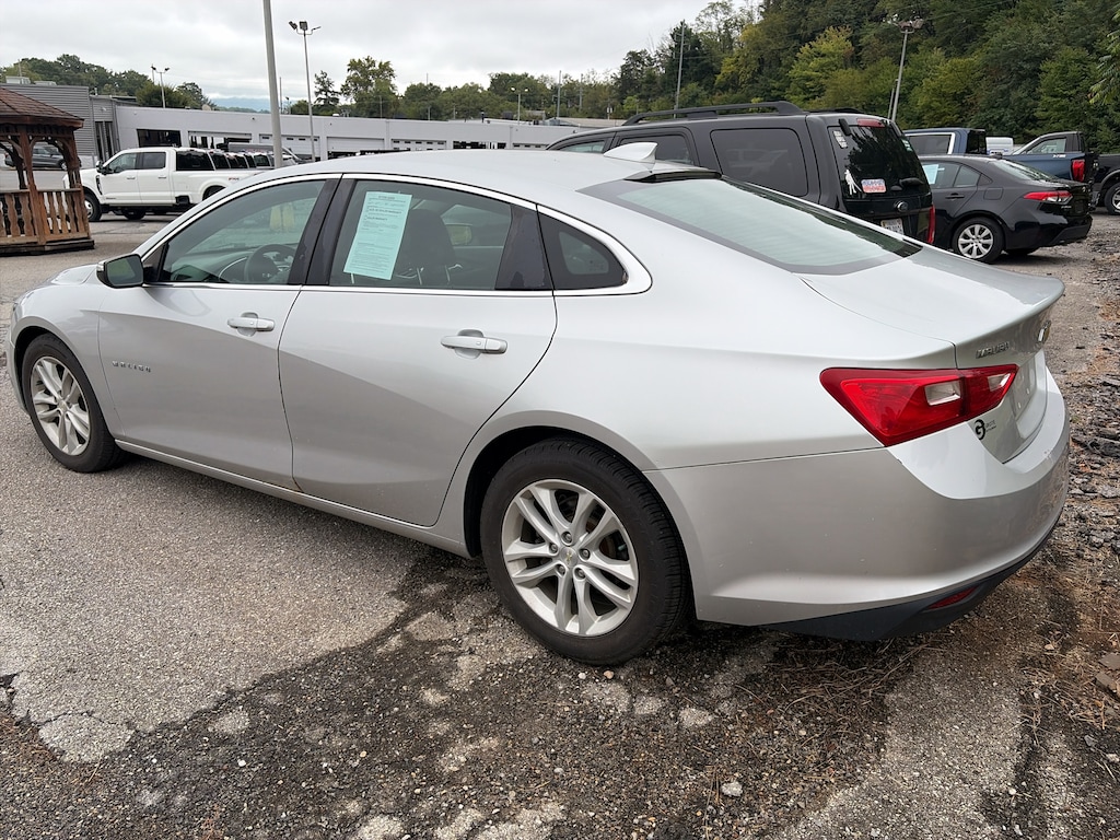 Used 2018 Chevrolet Malibu LT w/1LT Sedan