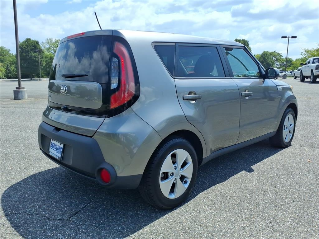 Used 2016 Kia Soul Base