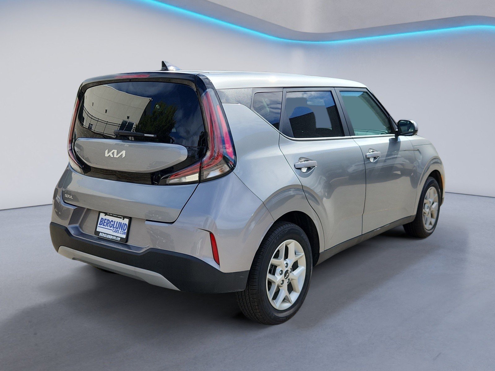 Used 2025 Kia Soul LX Hatchback