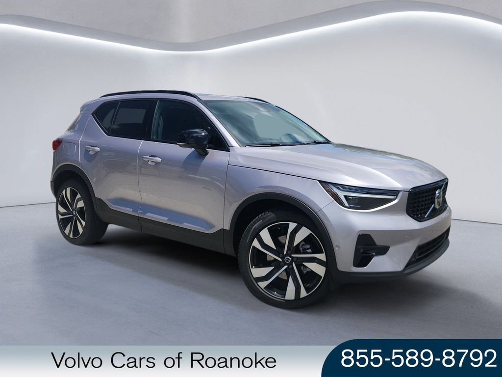  Volvo XC40