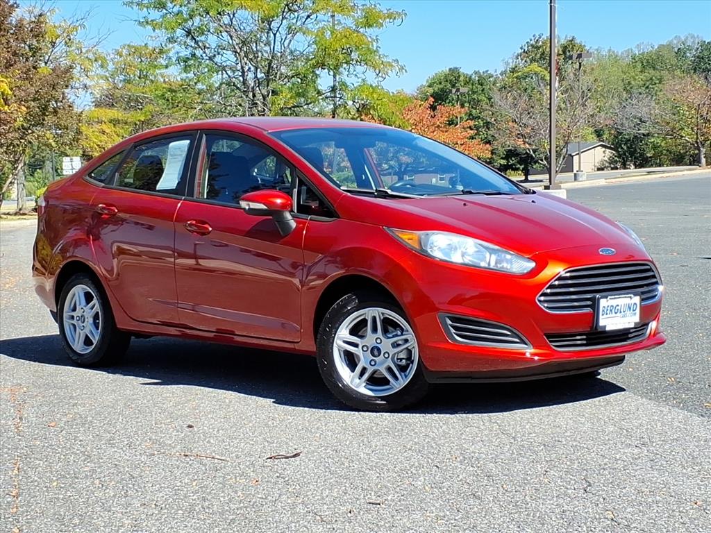 Used 2019 Ford Fiesta SE with VIN 3FADP4BJ6KM119543 for sale in Bedford, VA