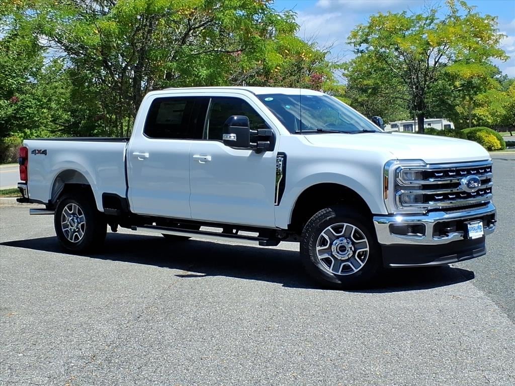 New 2026 Ford Super Duty Lariat Crew Cab