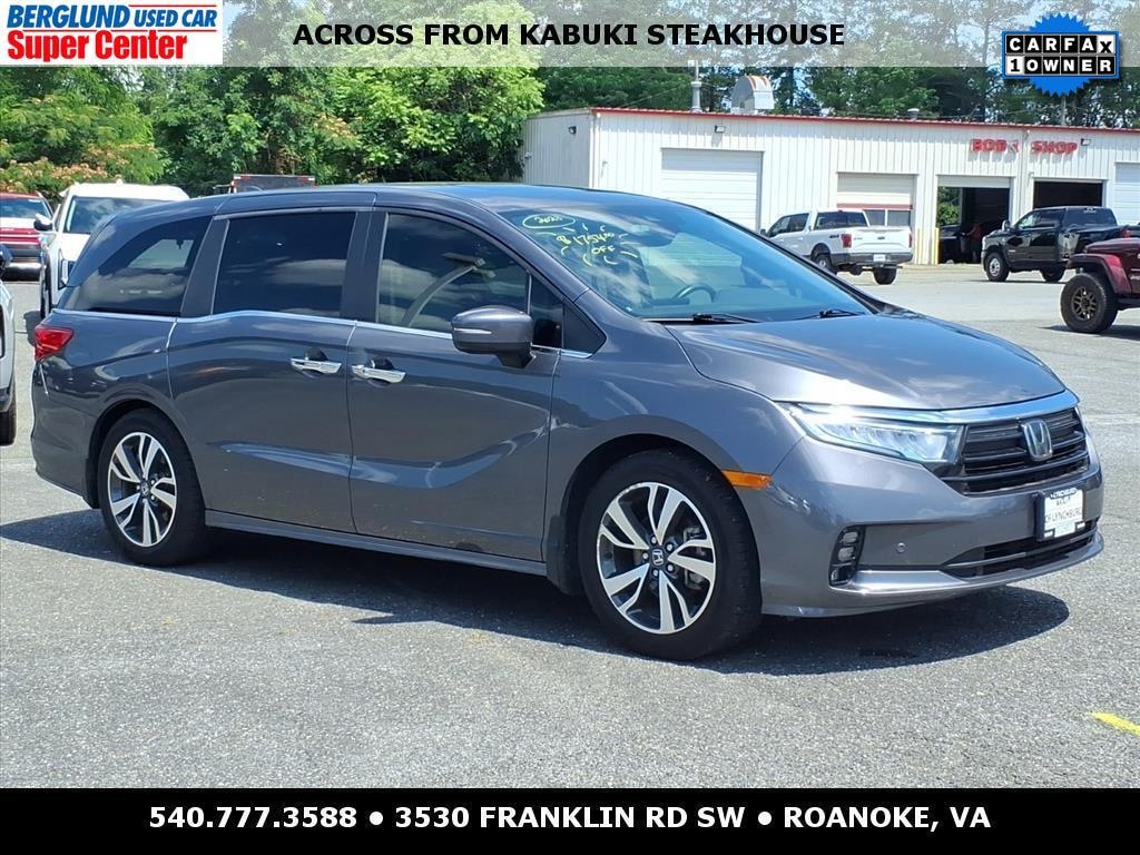 Used 2023 Honda Odyssey Touring Passenger Van